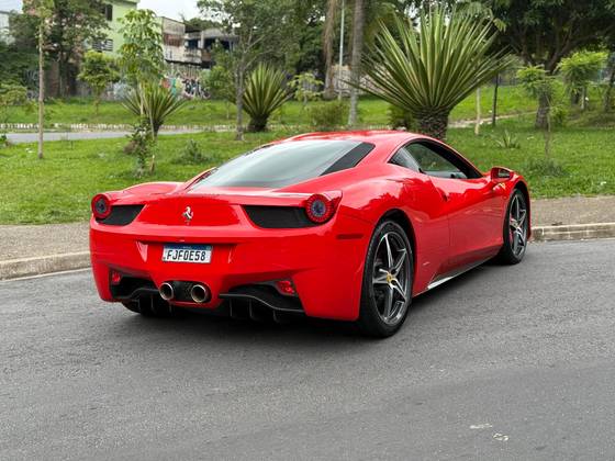 FERRARI 458 ITALIA 4.5 V8 GASOLINA F1-DCT